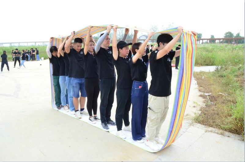 凝心聚力,共创辉煌 | 2021百汇园集团户外拓展训练,圆满结束!