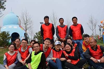 凝聚,沟通,合作,熔炼团队