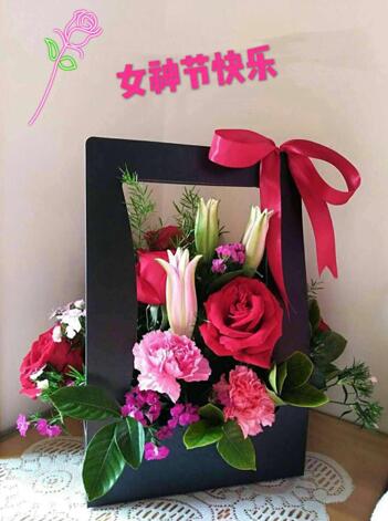 何为春色,花枝、粉黛、与你——百汇园三八女神节