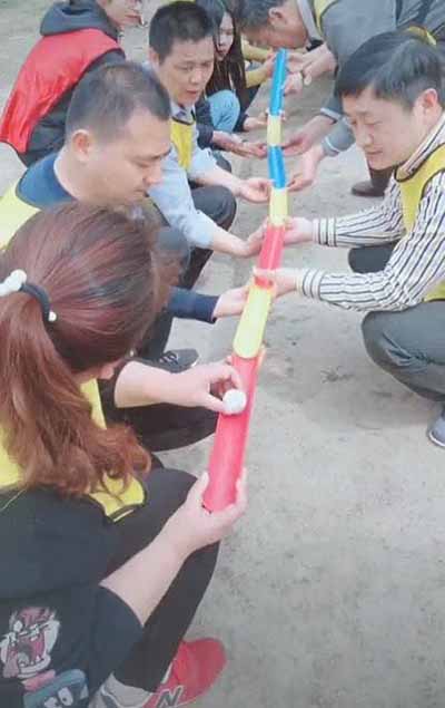 凝聚,沟通,合作,熔炼团队