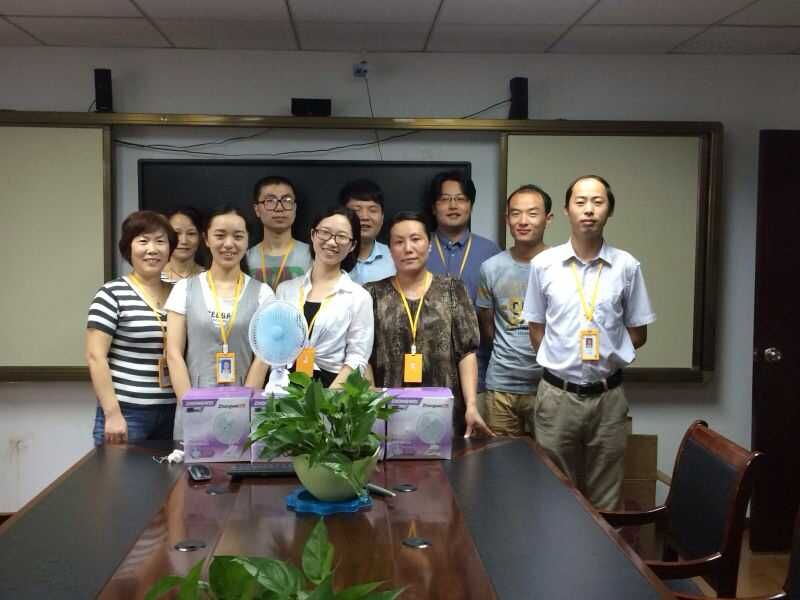 关爱员工 关爱生活——百汇园黑莓果汁员工集体生日会